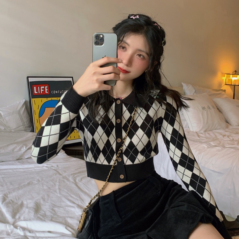  Áo Croptop Dệt Kim Cổ Bẻ Kẻ Sọc Caro 3 Màu Thời Trang Cho Nữ | BigBuy360 - bigbuy360.vn