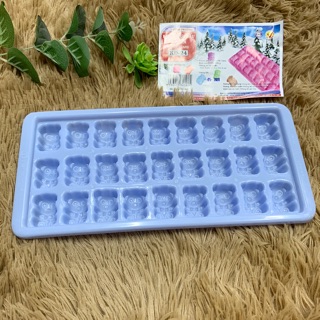 Khay làm đá hình gấu 27viên .