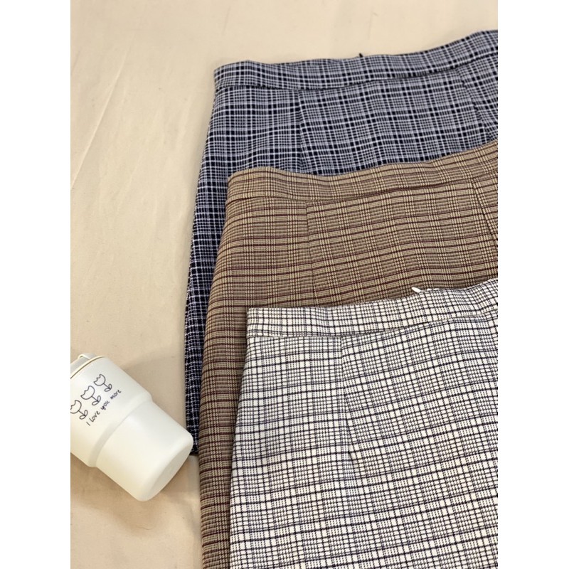 [Mã FADIRECT20 giảm 20K đơn 150K] Chân váy chữ A kẻ 3 màu (ảnh thật shop chụp kèm video) | BigBuy360 - bigbuy360.vn