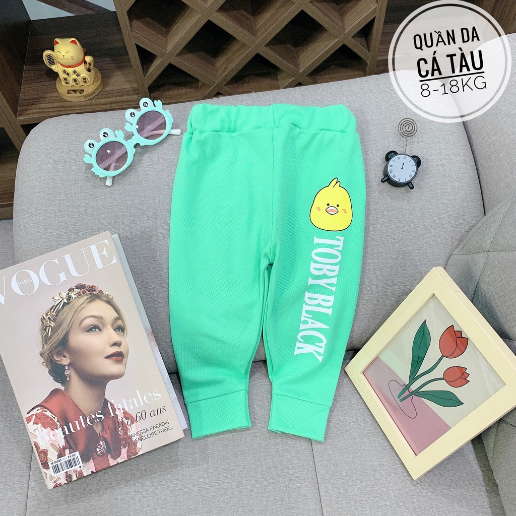 Quần dài hình Gà Con cho bé 8-18kg