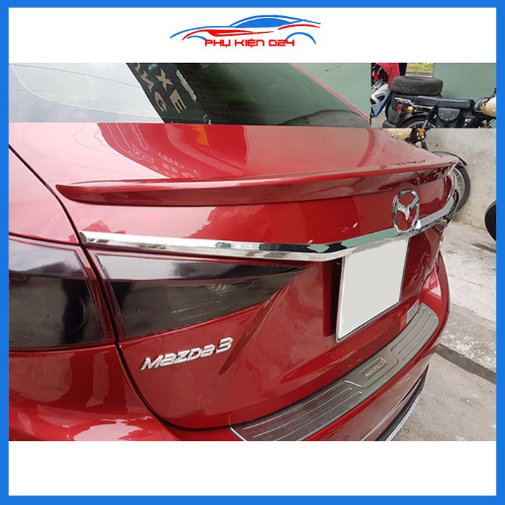 Ốp  tay mở cốp Mazda 3 2015-2016-2017-2018-2019 mạ Crom chống xước làm đẹp xe