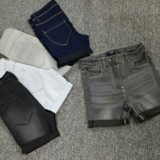 short jean kiabi bé trai