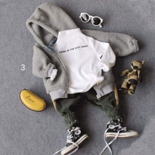 Combo 2 bộ áo nỉ bé 6 tuổi