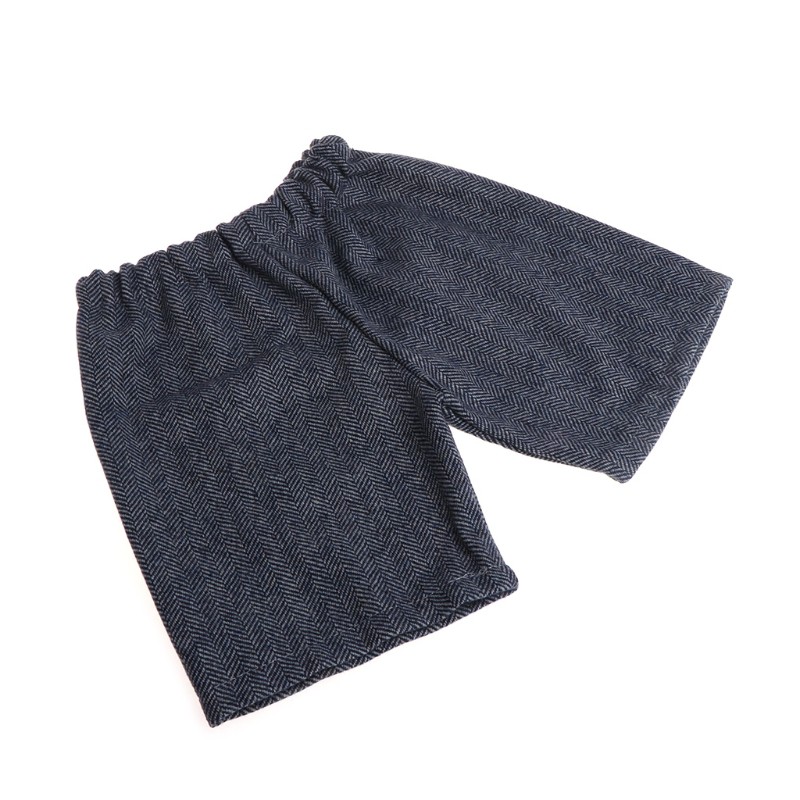 Bộ trang phục gồm quần ngắn/mũ/cà vạt dài và kính cho bé trai