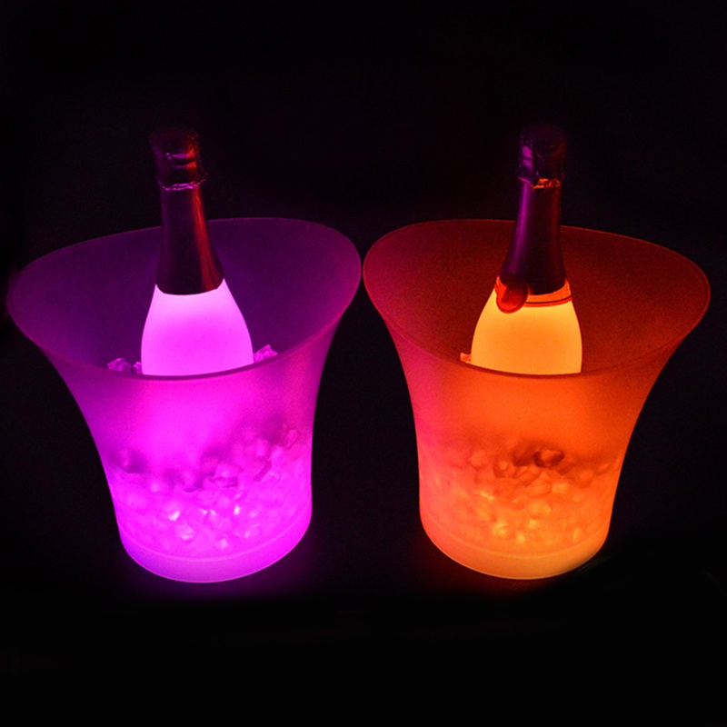 Xô đựng đá 5L có đèn LED nhiều màu sắc rực rỡ