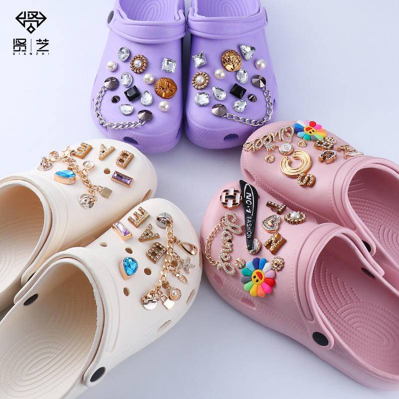 sticker dép crocsCroc Ghim Cài Áo Mặt Hình Cá Sấu DIY jibz croc
