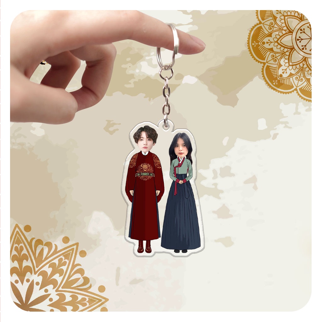Móc khóa cặp đôi Hanbok dễ thương in theo yêu cầu ghép mặt idol