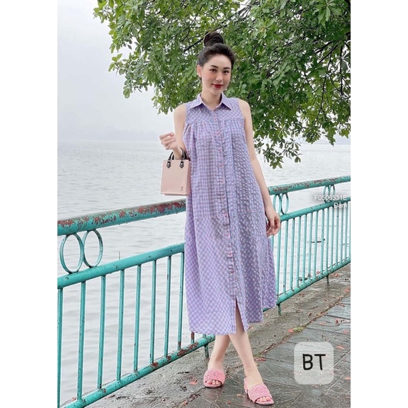 Đầm caro sát nách dáng suông dài cổ sơ mi 0622