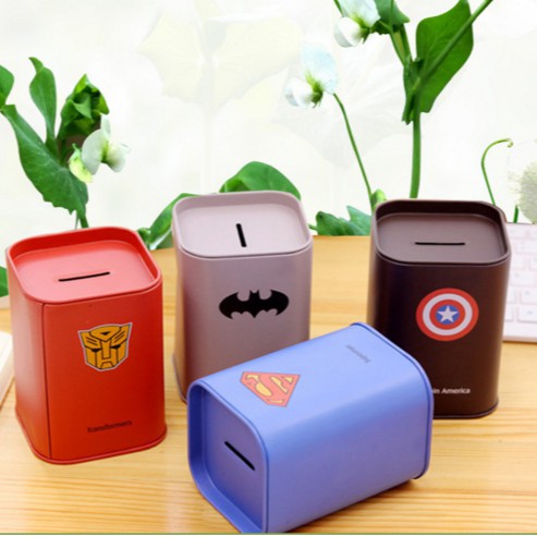 Ống Đựng Bút Bằng Thiếc Hình Siêu Anh Hùng Sáng Tạo