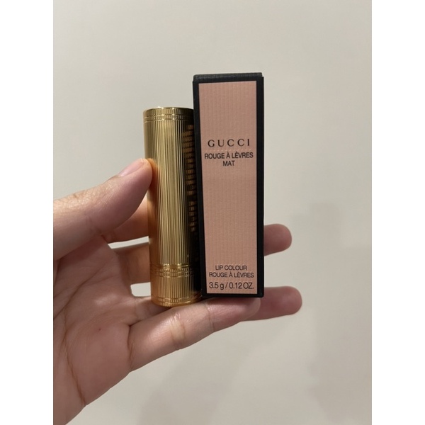 Son Gucci 505 Matte Janet Rust/ 208 Hồng đất They Met in Argentina / 204/ 25 Đỏ Thuần