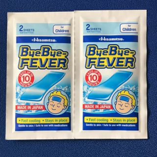 Miếng dán hạ sốt ByeByeFEVER (1 gói × 2 miếng)