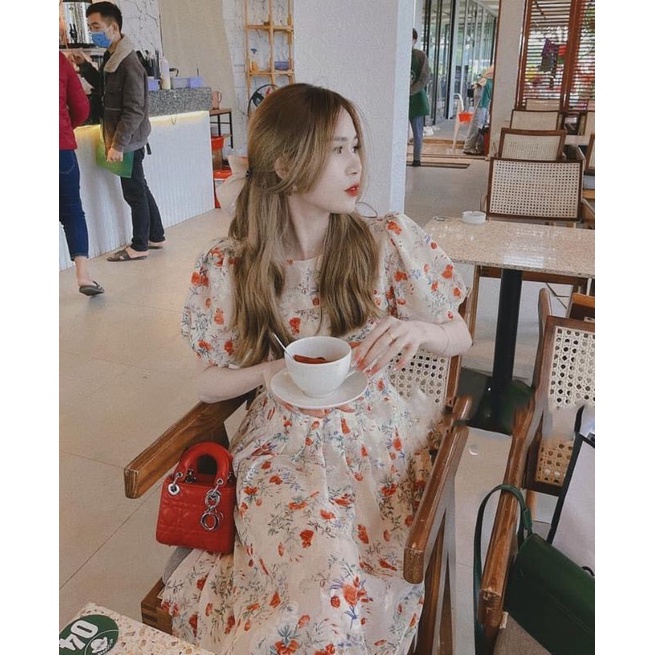 Váy hoa họa tiết Vintage xếp li ngực điệu đà