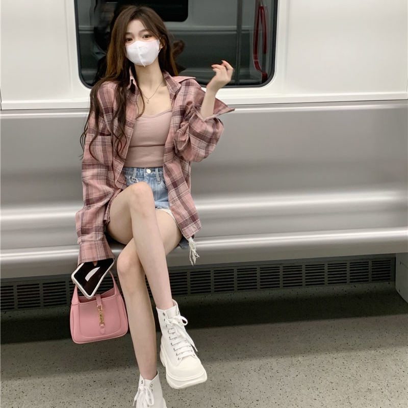 Áo Sơ Mi Khoác Ngoài Tay Dài Chống Nắng Họa Tiết Kẻ Ô Màu Hồng Thời Trang Xuân Thu Phong Cách Mới Dành Cho Bạn Nữ