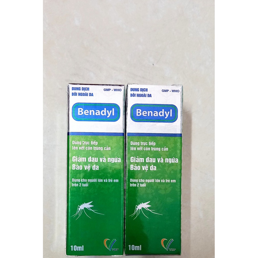 Lăn bôi muỗi Benadyl lọ 10ml. Dung dịch lăn giúp giảm ngứa, đau, sưng do muỗi, côn trùng cắn an toàn cho trẻ từ 2 tuổi