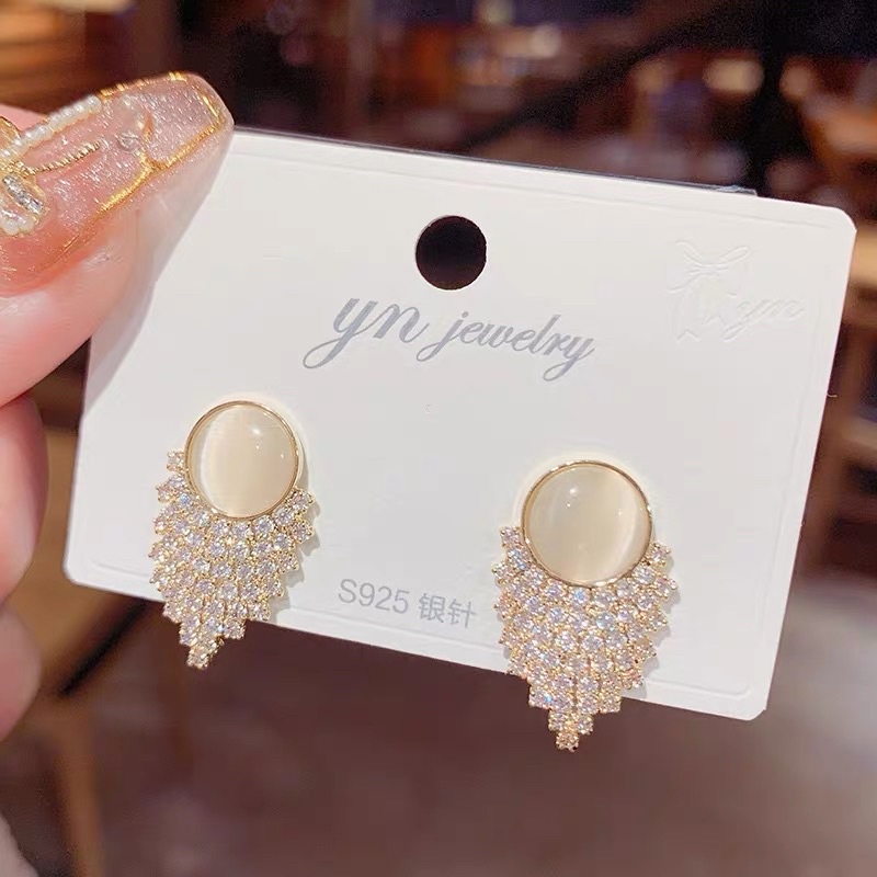 bông tai đính đá nhiều tầng sang chảnh, khuyên tai đá mắt mèo chui bạc 925 phong cách hàn quốc