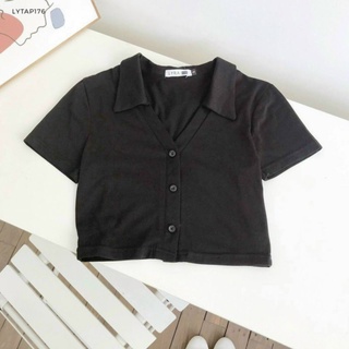 Áo kiểu croptop cổ V nút có cổ