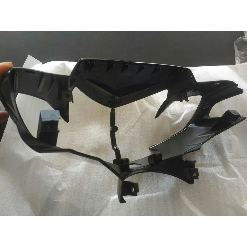 Ốp đầu đèn trước sirius chính hãng yamaha