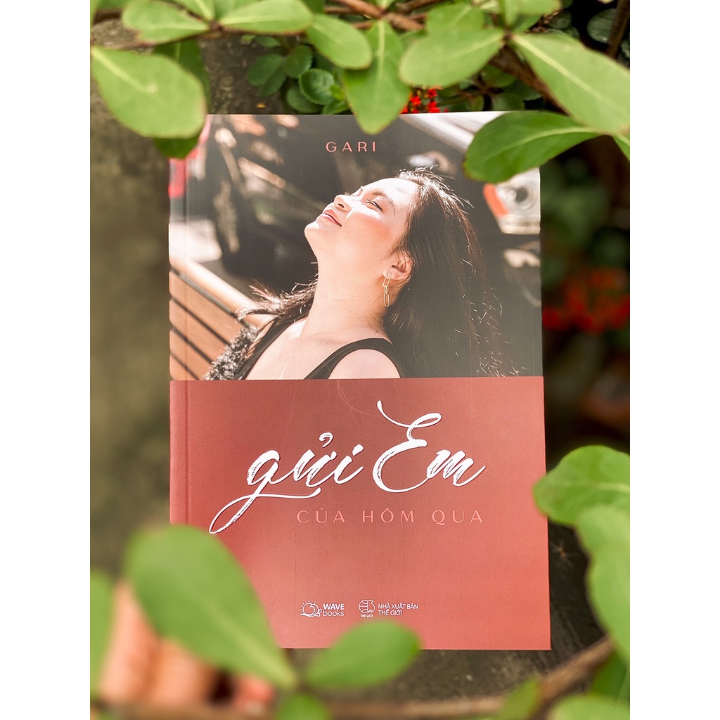 Sách - Gửi Em Của Hôm Qua