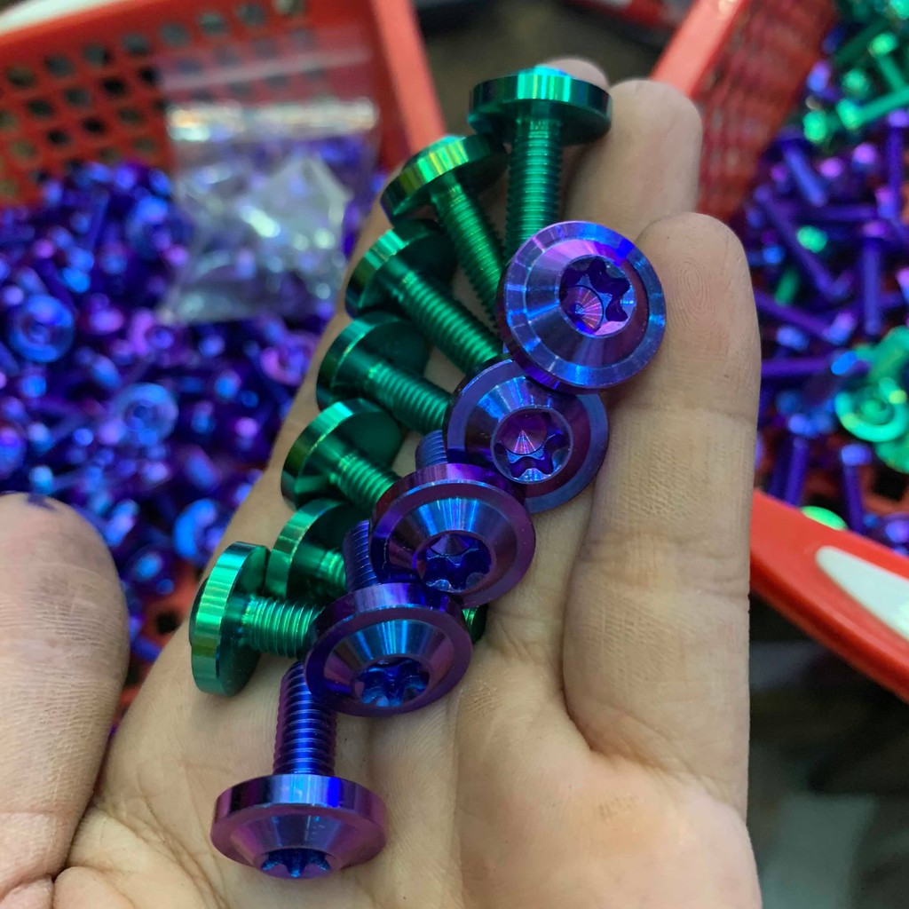 Ốc titanium GR5 6 ly 1,5 phân, 6 ly 2 phân dù dày to