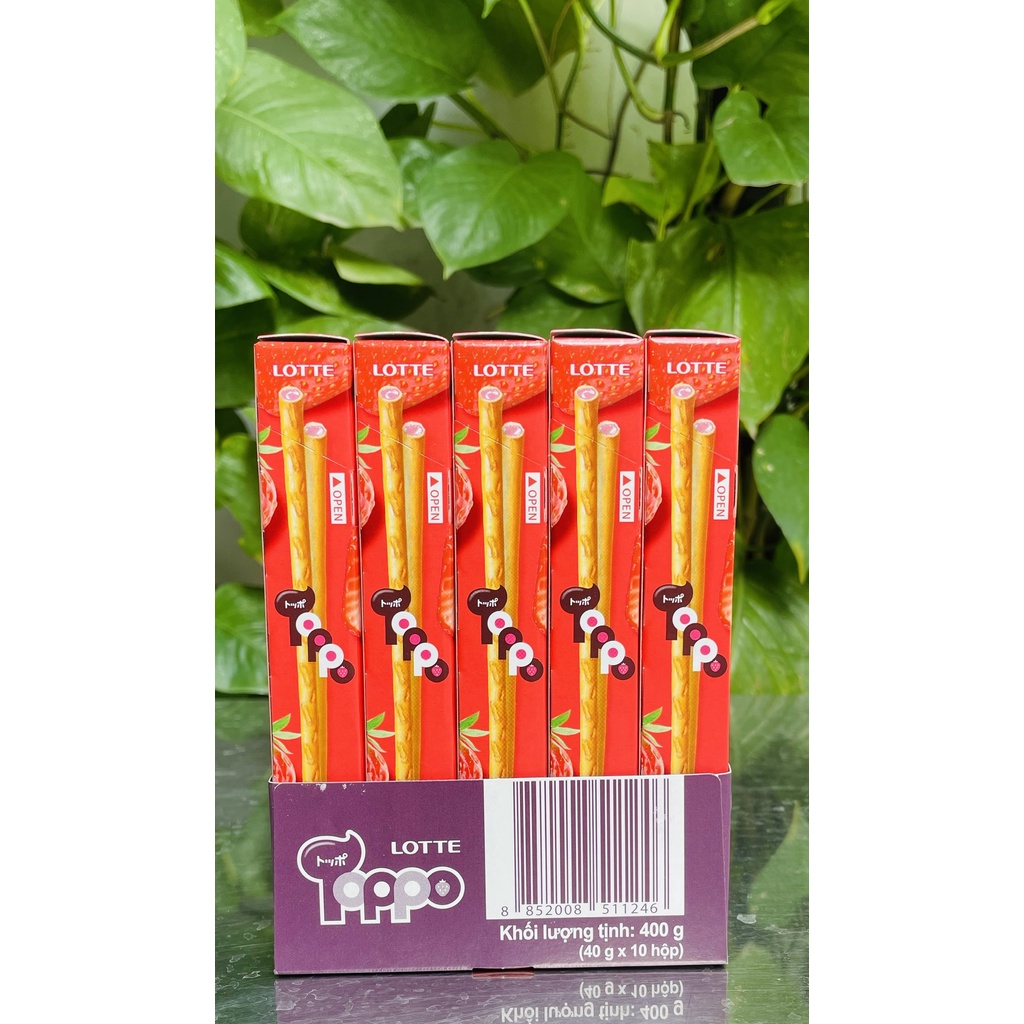 Bánh Que Lotte Toppo Nhân Kem Dâu (Hộp 40g)