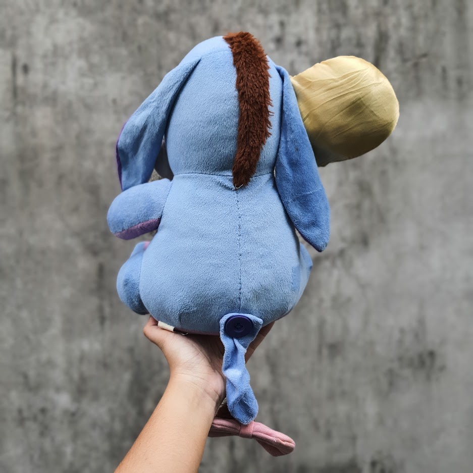 Gấu Bông Chú Lừa Eeyore Cầm Bong Bóng Trong Winnie the Pooh
