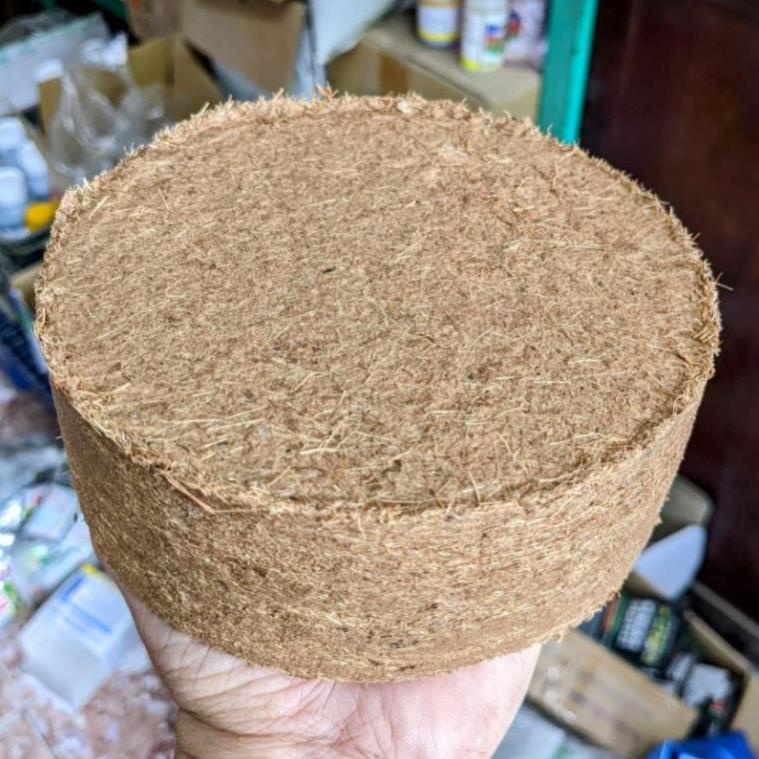 Mụn sơ dừa viên nén 450-500g. Giá thể trồng cây, rau mầm, rau sạch, ươm cây giống