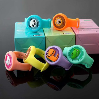 Vòng Tay_ Dây Đeo Tinh Dầu Đuổi Muỗi Có Đèn Nhấp Nháy