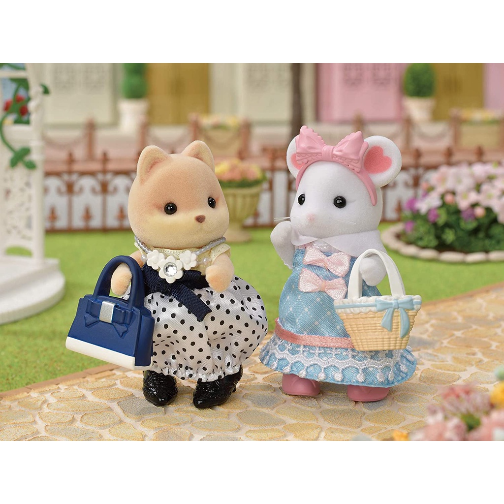 Đồ Chơi Sylvanian Families Thời Trang Thành Thị Của Quý Cô Chó Caramel Town Fashion Outfit Set