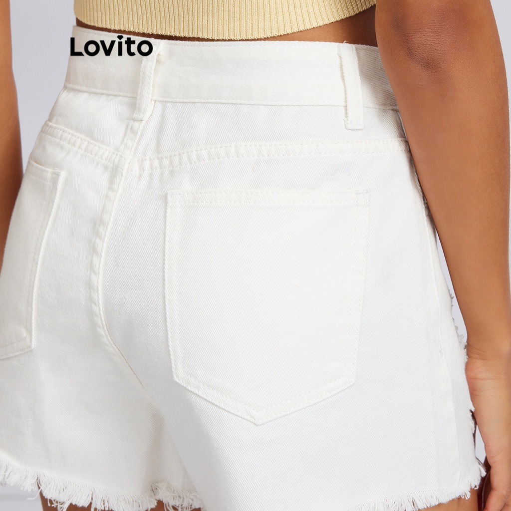 Quần short denim Lovito màu trơn phối túi phối rách nạm đinh tán lai thô phong cách thường ngày L20DD05 (màu trắng)