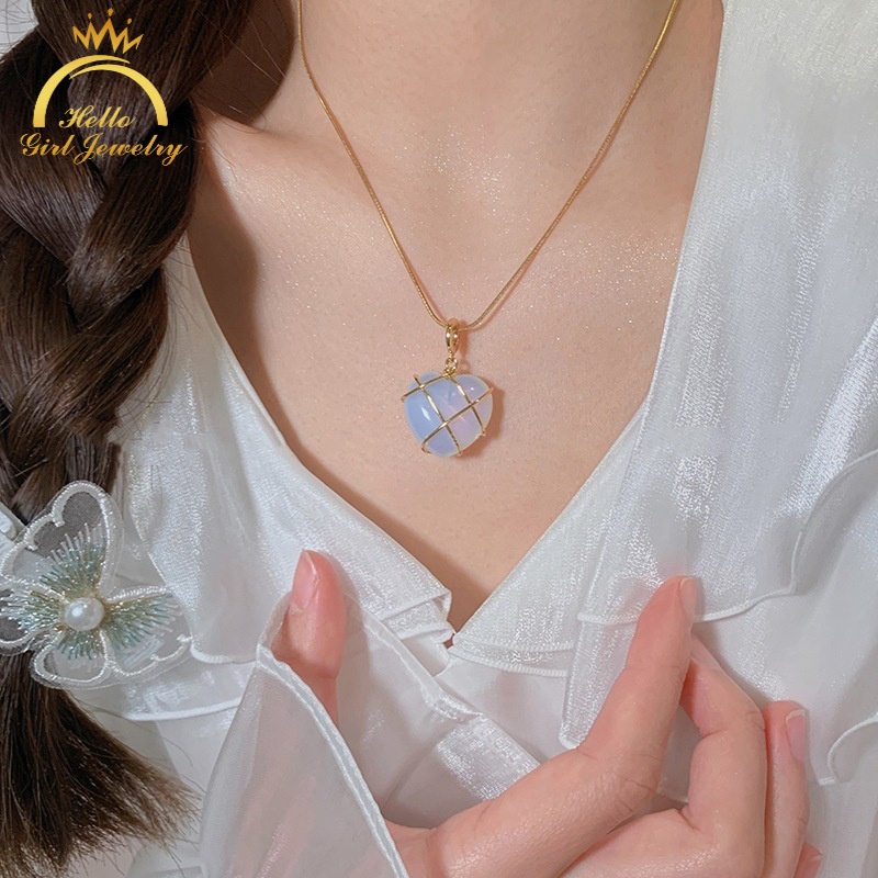 Vòng cổ Mặt Đá Opal Hồng Hình Trái Tim Phong Cách Hàn Quốc