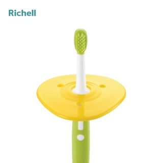 Bàn chải Richell bước 2 (8 tháng)