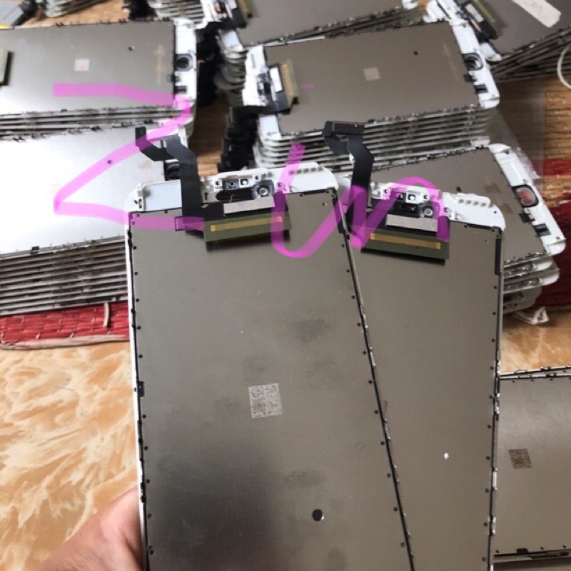 Màn hình ĐT 6splus zin bóc máy bảo hành 3 tháng tặng kèm cường lực