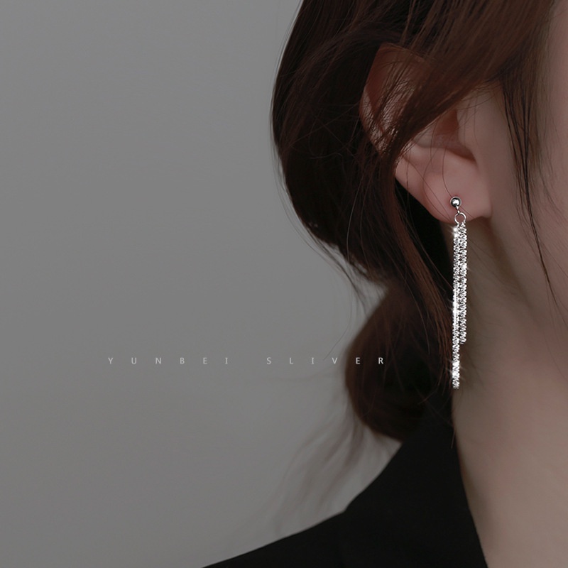 Khuyên Tai Dáng Dài Đính Ngôi Sao Phong Cách Hàn Quốc Tinh Tế Mới