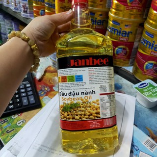 Dầu đậu nành Janbee 2lit