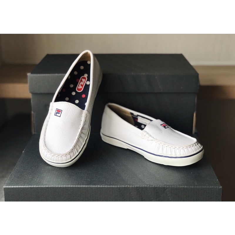Giày lười fila