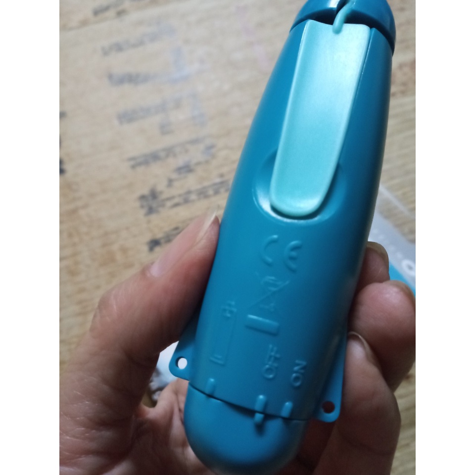 Quạt mini cầm tay Pocket Fan Dùng Pin AA rời (Ko kèm Pin)