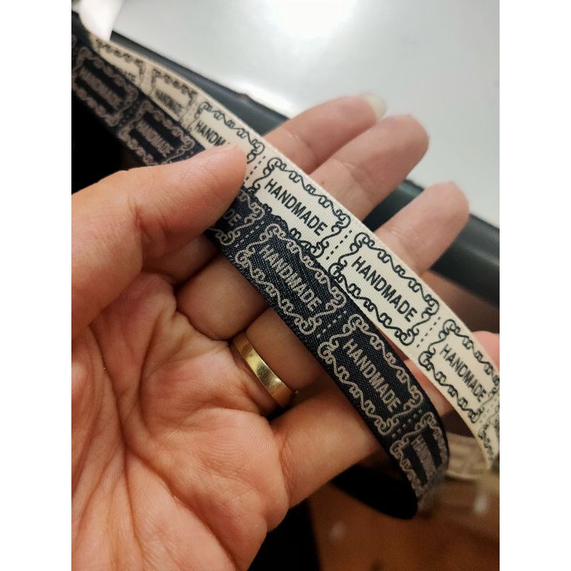 DIY - Ruy băng chữ handmade