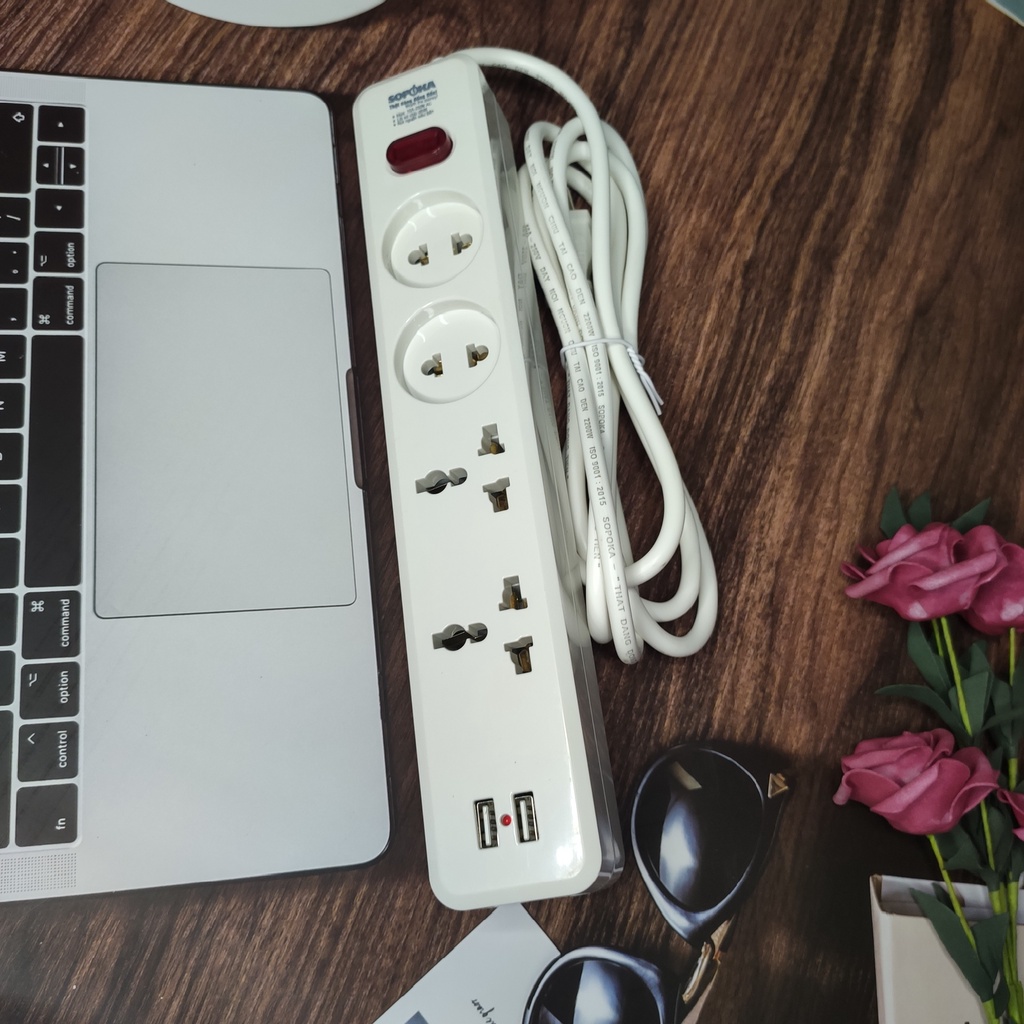 Ổ cắm điện đa năng SOPOKA 2200W Có USB 27W 4U2 kèm dây dẫn, Có công tắc an toàn