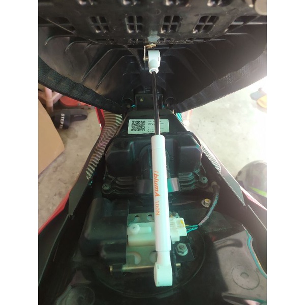 Ty nâng yên winner x v2,v3 và rs-x 150 lắp như zin không chế cháo.