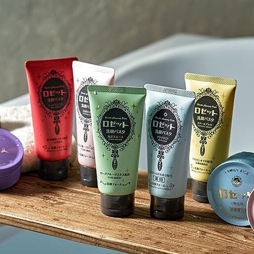 Sữa Rửa Mặt Rosette Nhật Bản