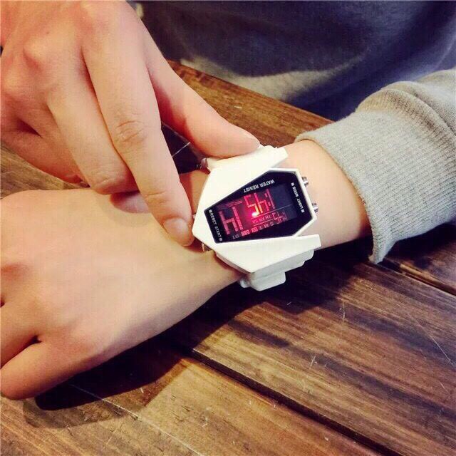 Đồng hồ Dotime nam nữ thể thao đèn Led phi thuyền ZO80 | BigBuy360 - bigbuy360.vn