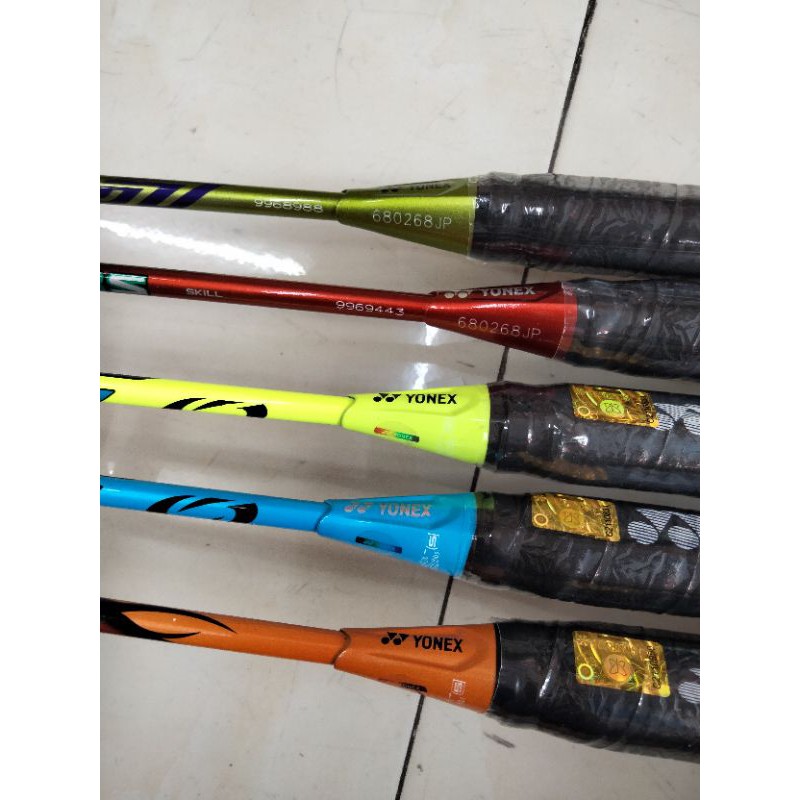 Vợt cầu lông yonex astrox 77,88,99 hàng cao cấp chịu lực căng 12kg(tặng dây và quấn cán+túi)