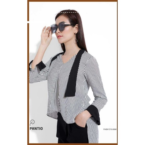 /PANTIO⤑Áo sơ mi vạt bất đối xứng/Size (S) (Bị lỗi vải, vui lòng đọc mô tả sp)