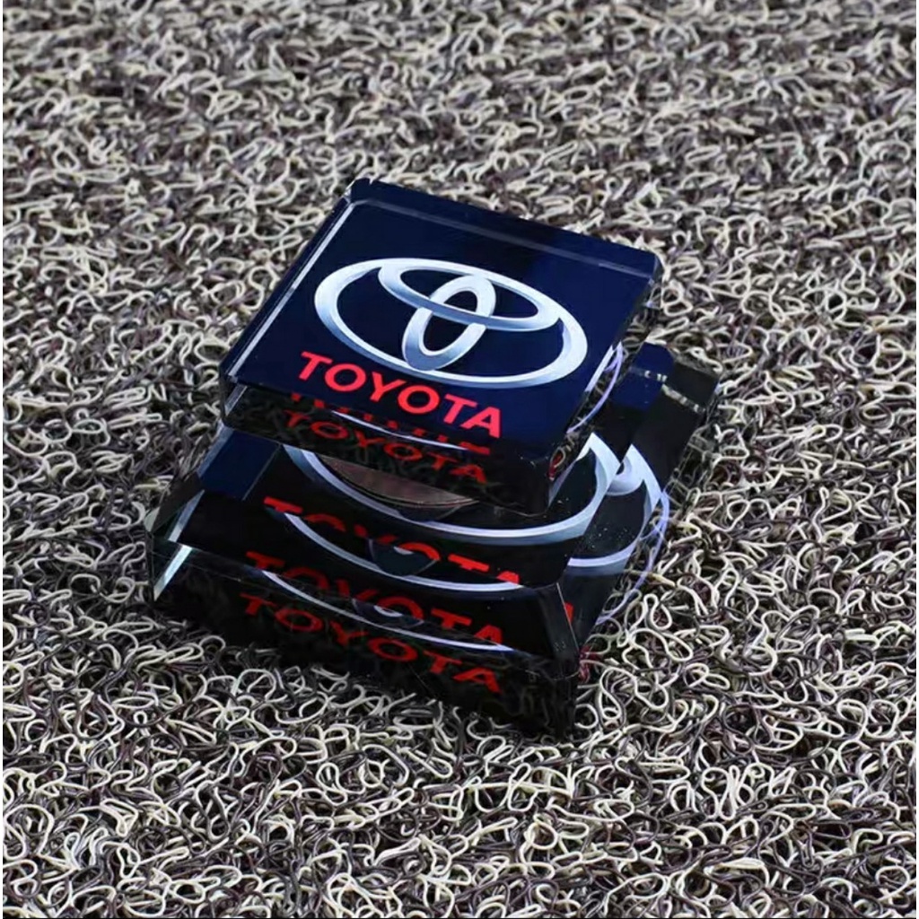 Nước hoa thủy tinh in logo các hãng xe ô tô, xe hơi để trên taplo - Tặng kèm đế dán taplo và lọ nước hoa ngẫu nhiên