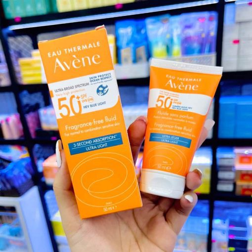 Kem chống nắng Avene Very High Protection Fluid - Cleanance SPF50+ 50ml Date Mới