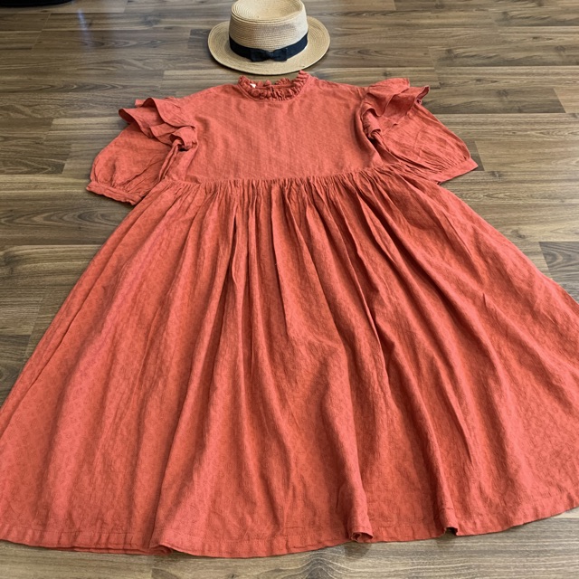 Đầm cam babydoll tiểu thư