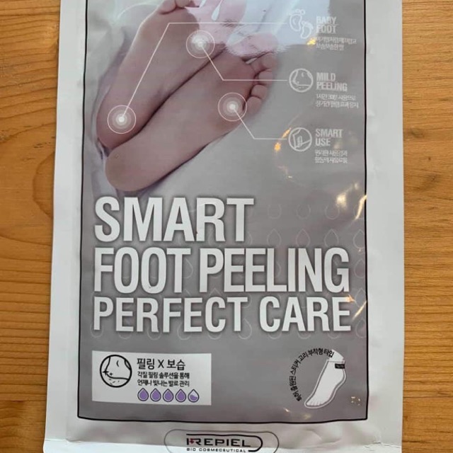 Repiel-Foot Peeling Mask