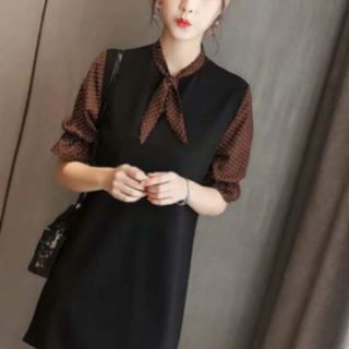 Set váy kẻ kiểu yếm