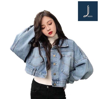 Áo khoác jean nữ dày dặn xẻ nút phía sau fasionneww