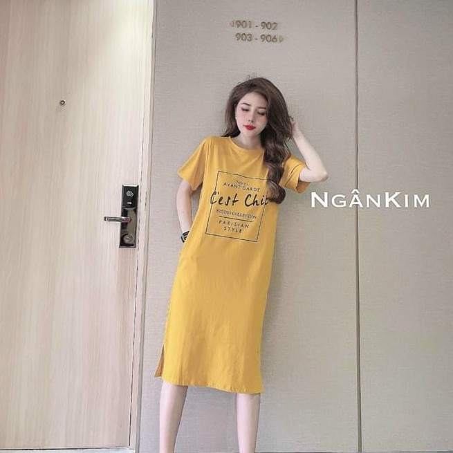 váy thun suông cộc tay dáng dài xẻ tà in chữ cest chic mềm mại